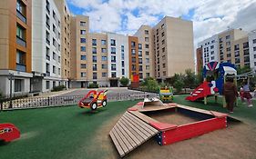 Ernaz Plus Apartments-Expo-Boulevard-6